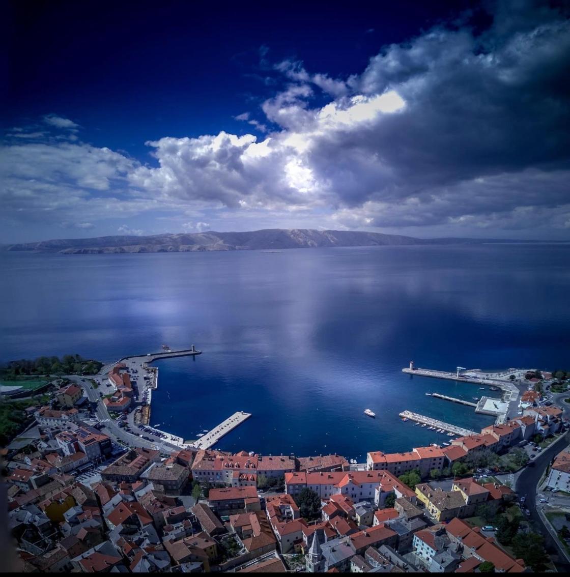 Villa Beba - Apartments Senj  Luaran gambar
